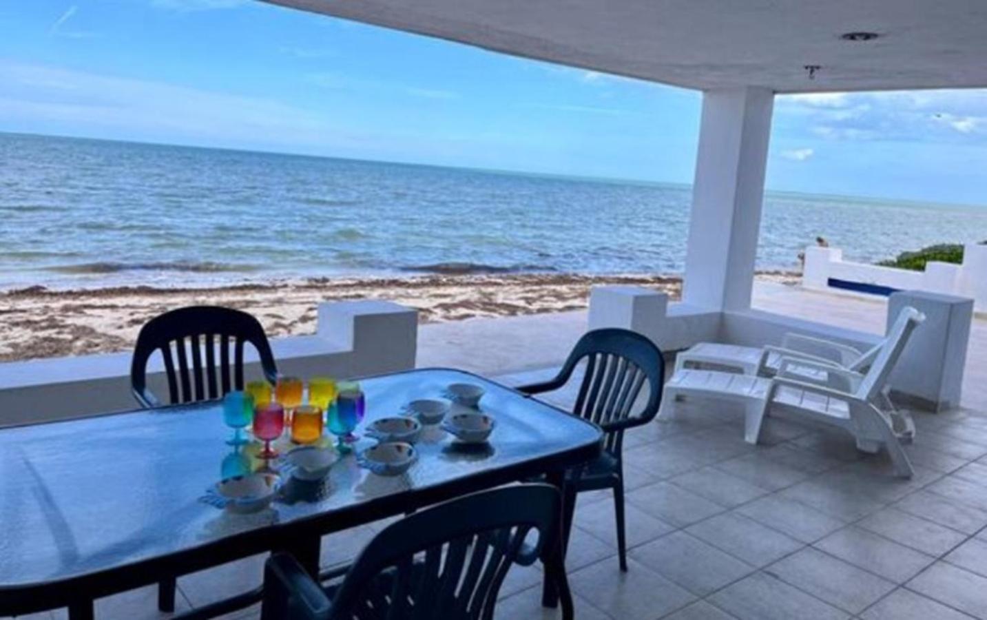 Don Lalo, Family Villa With Sandy Beach At Your Feet. Прогресо Екстериор снимка